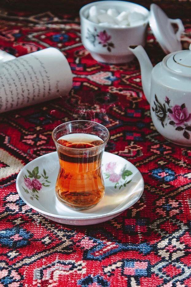 عمارت پدری انواع غذا